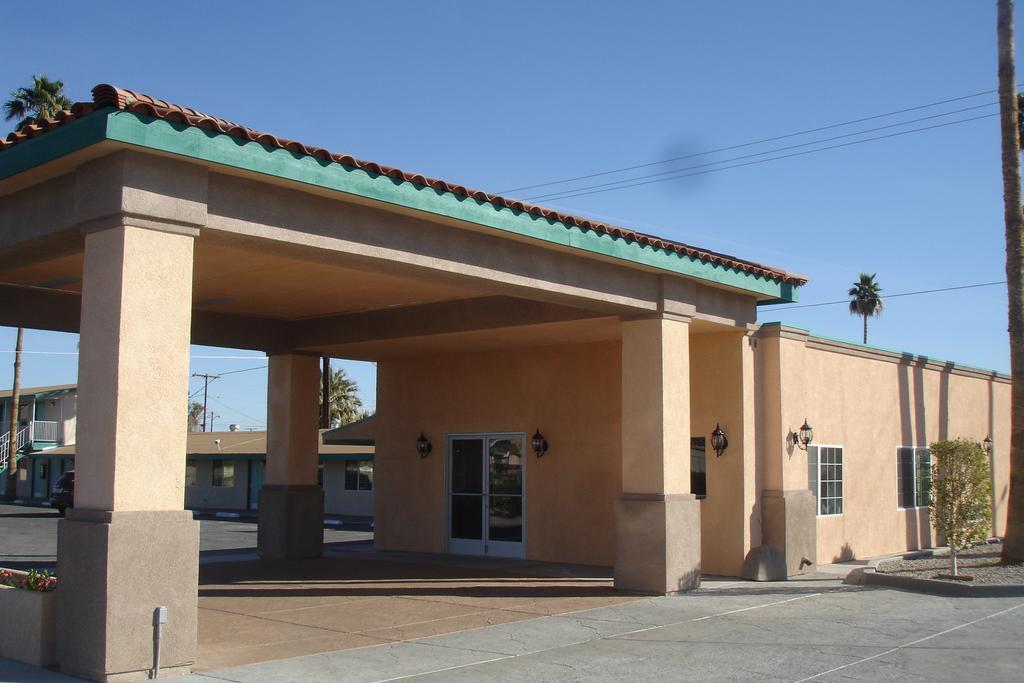 Hotel Rodeway & I-10 Blythe