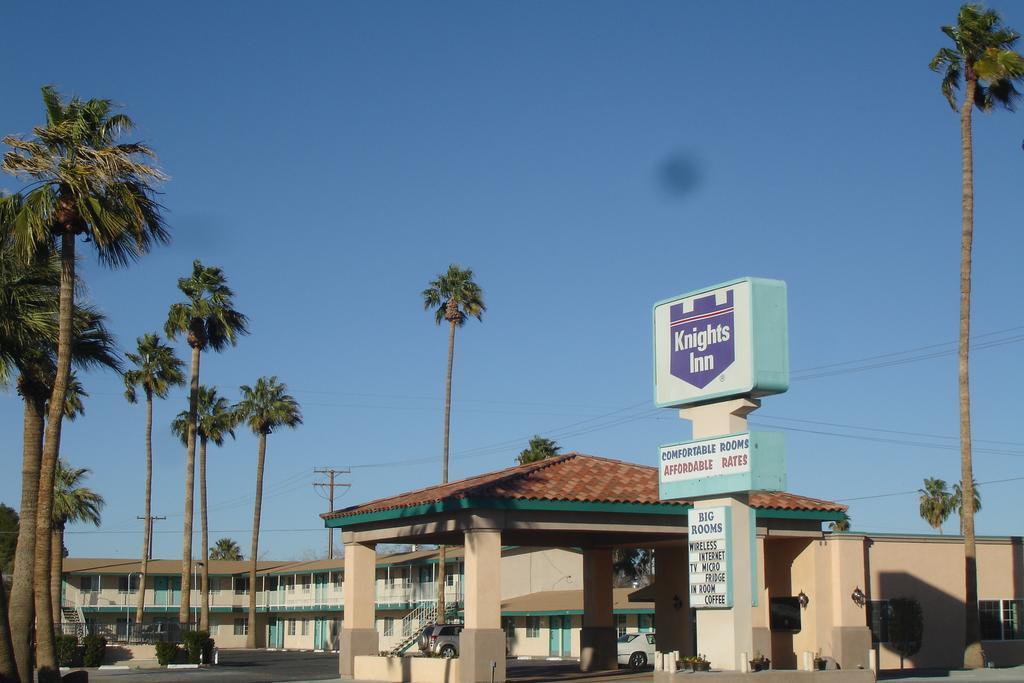 Rodeway & I-10 Hotel