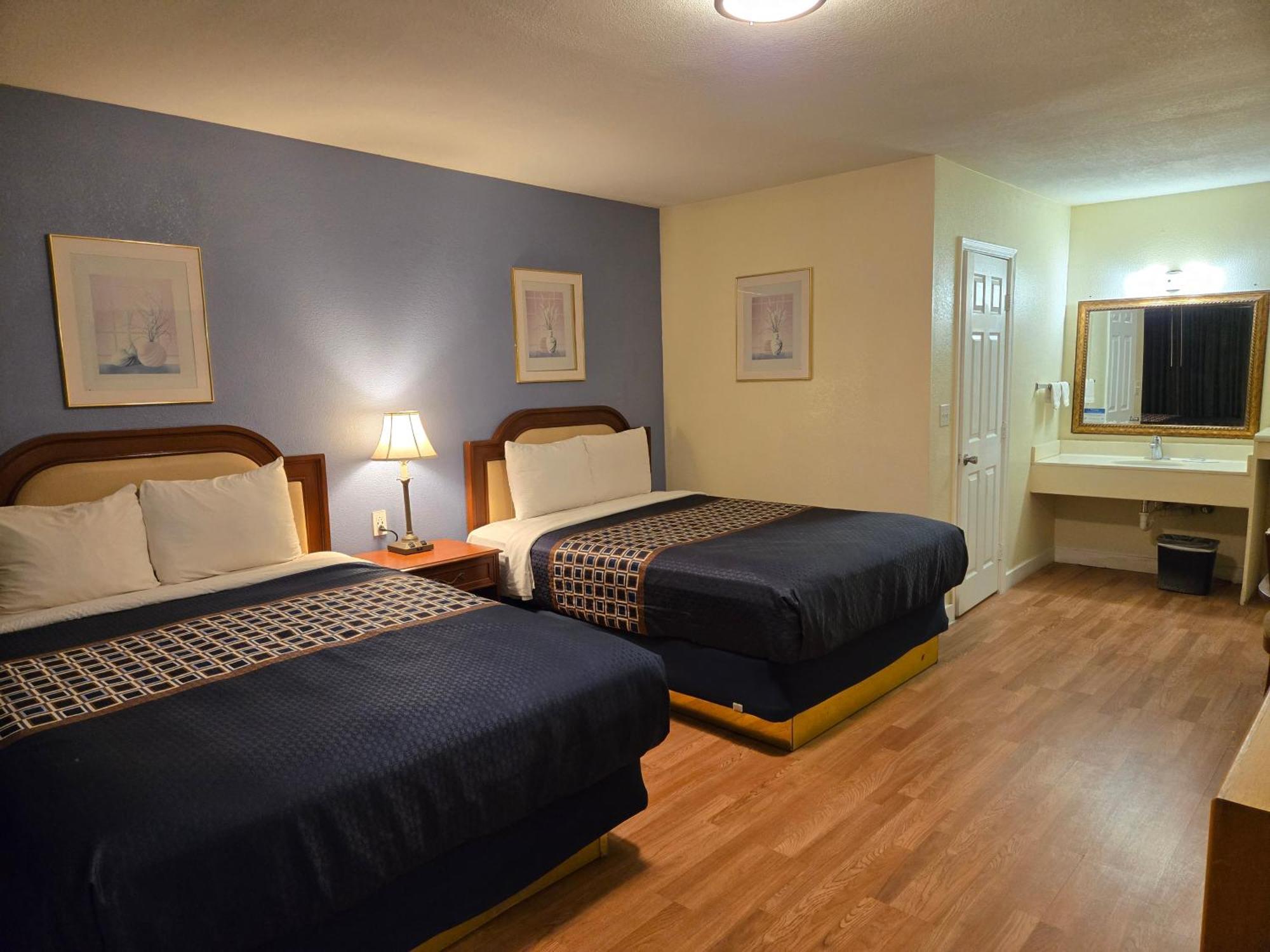 Hotel Rodeway & I-10