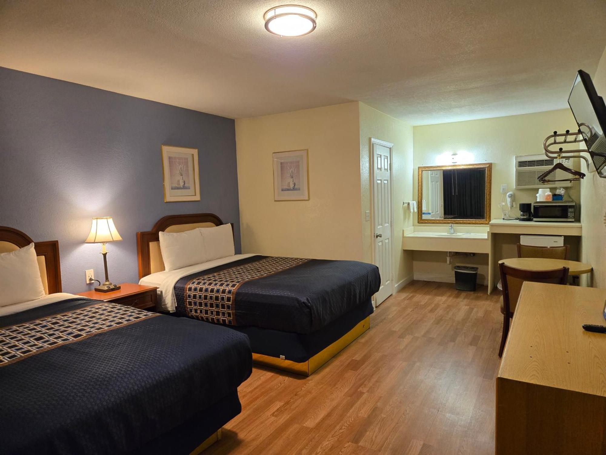 Hotel Rodeway & I-10 Blythe