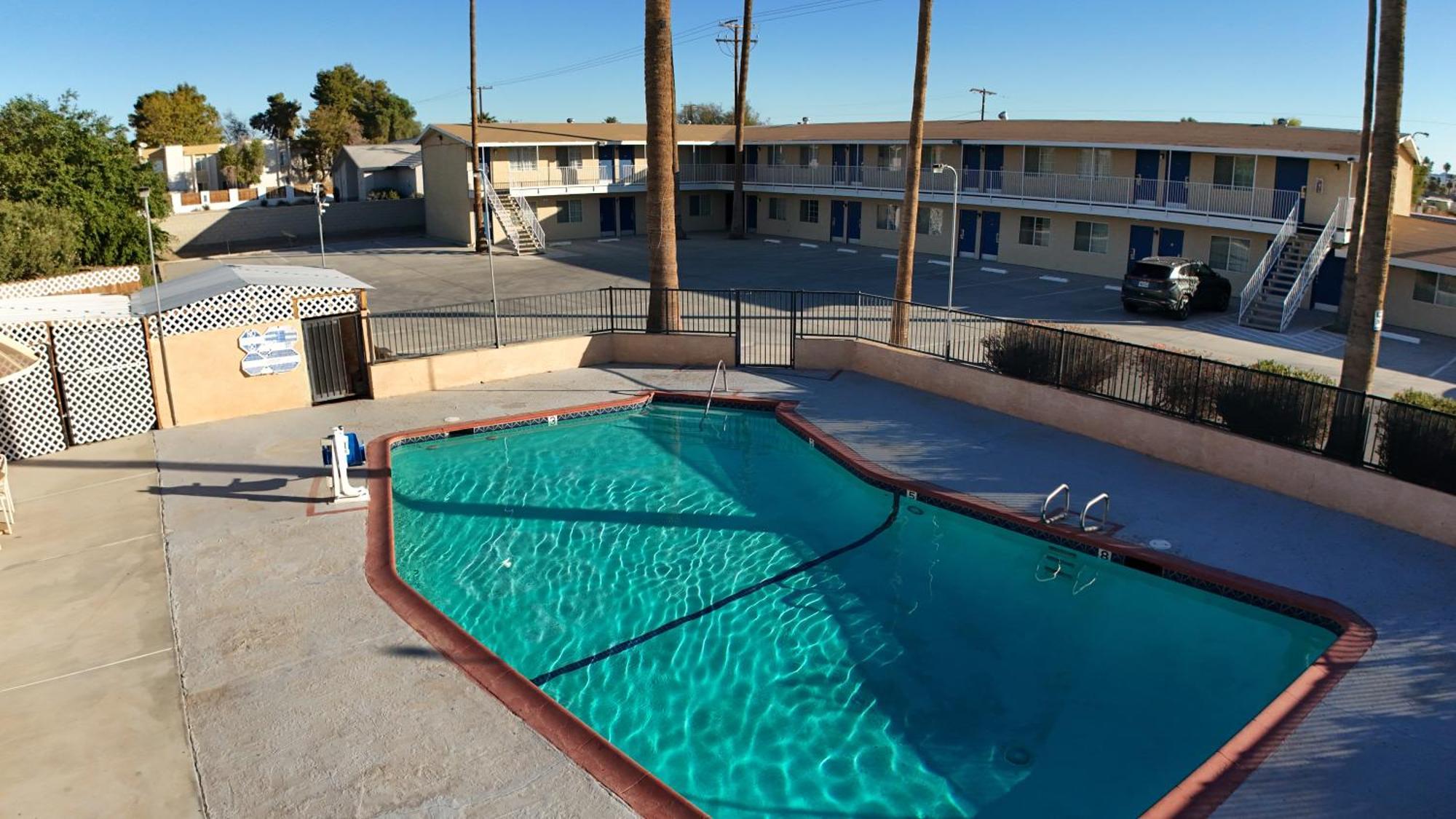 Hotel Rodeway & I-10 Blythe