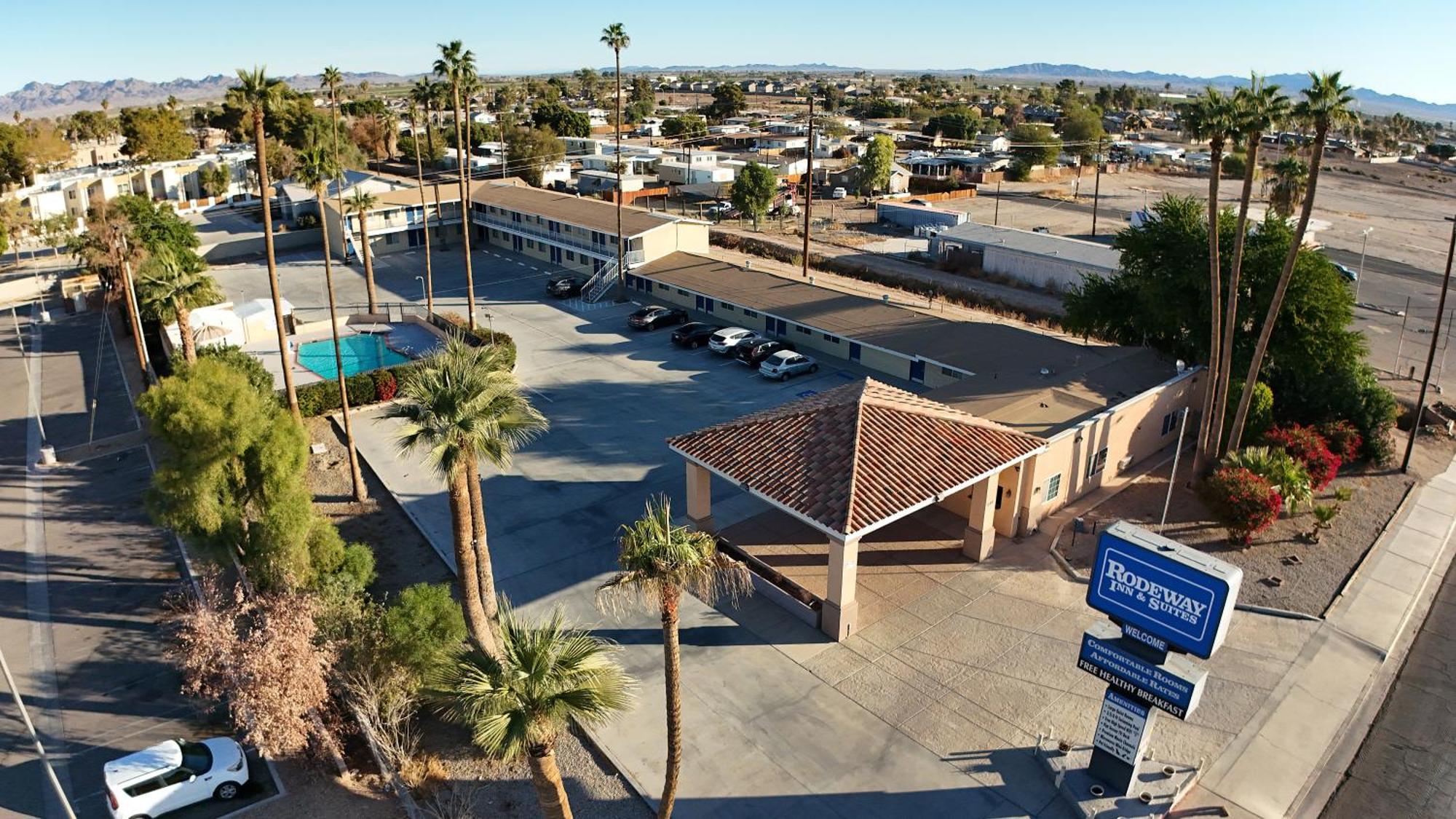 Rodeway & I-10