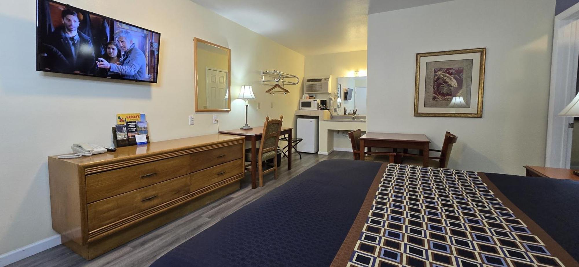 Hotel Rodeway & I-10 2*